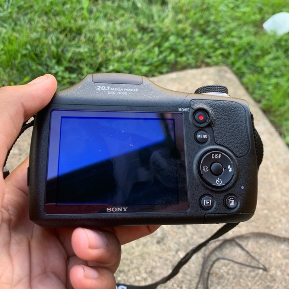 Sony Camera - Picture 2 of 2